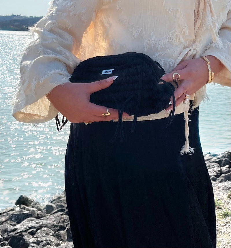 Nº03 — TROUSSE