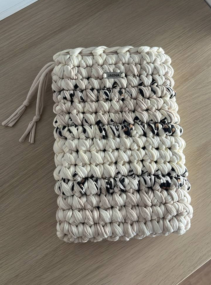 N°07 — Pochette Tablette - Liseuse (Personnalisation) Ma boutique